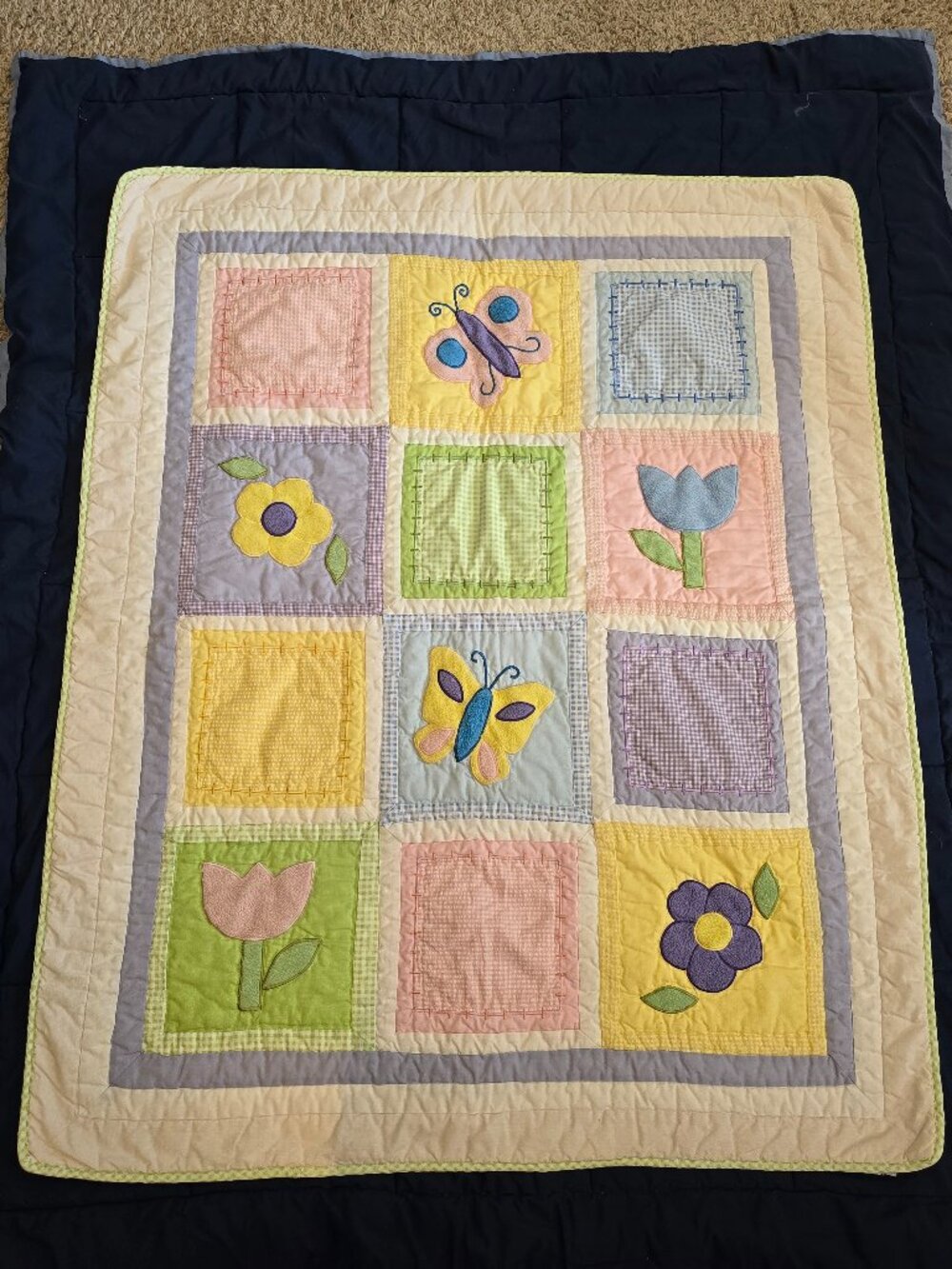 Tiddliwinks Baby/Toddler Quilt  36" x 45"